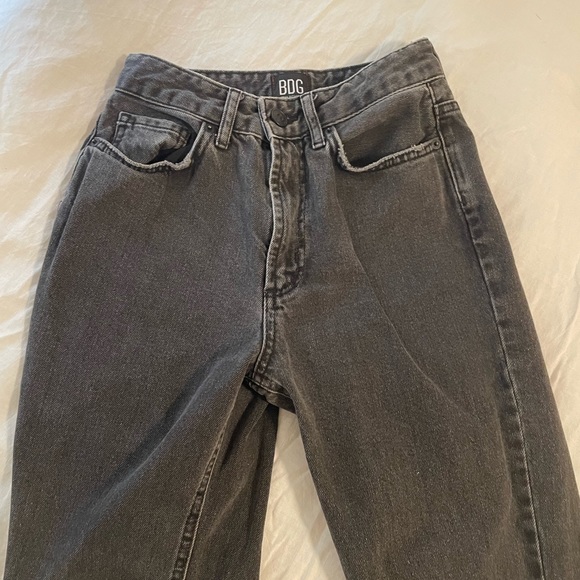 Urban Outfitters BDG Mom Jeans - Picture 4 of 4